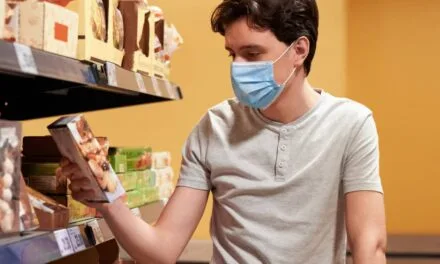 Consumers Demand Transparency on AI in Food and Beverage Products