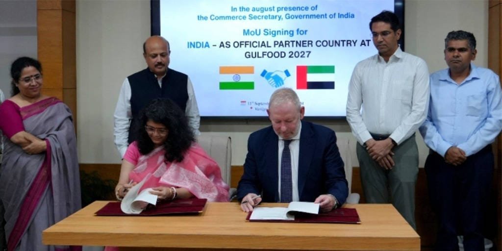 APEDA Signs MoU to Strengthen India’s Gulfood 2027 Presence APEDA InD MoU signing for Gulfood 2027