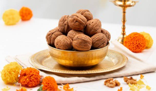 Diwali 2026: 4 Tips for Healthy Festive Indulgence with California Walnuts healthy-diwali-eating-tips-california-walnuts