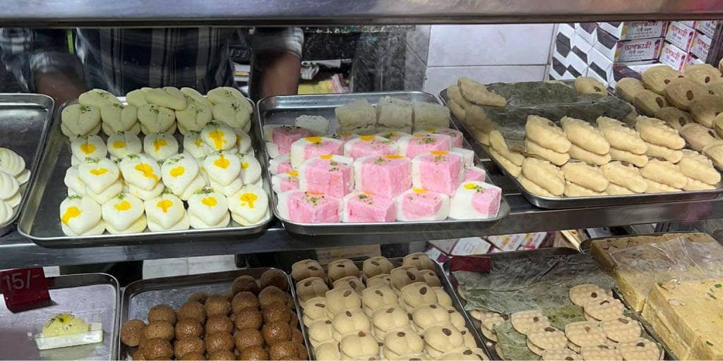 UP Makes ‘Use by Date’ Mandatory for Loose Sweets new-use-by-date-loose-sweets